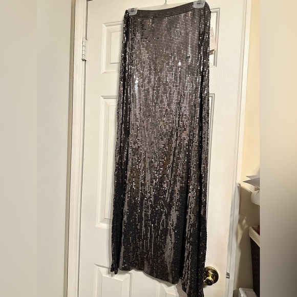 Michael Kors Dark Gray Sequined Maxi Skirt - Picture 1 of 3